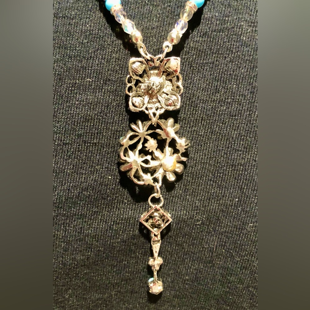 Handcrafted pendant necklace-vintage & new. AB crystals shades of turquoise - Picture 6 of 13